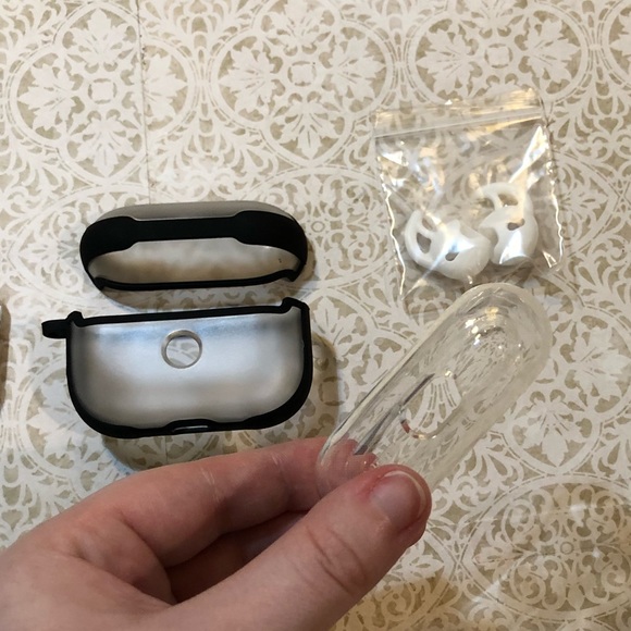 AirPod Pro Case Set - Picture 3 of 8